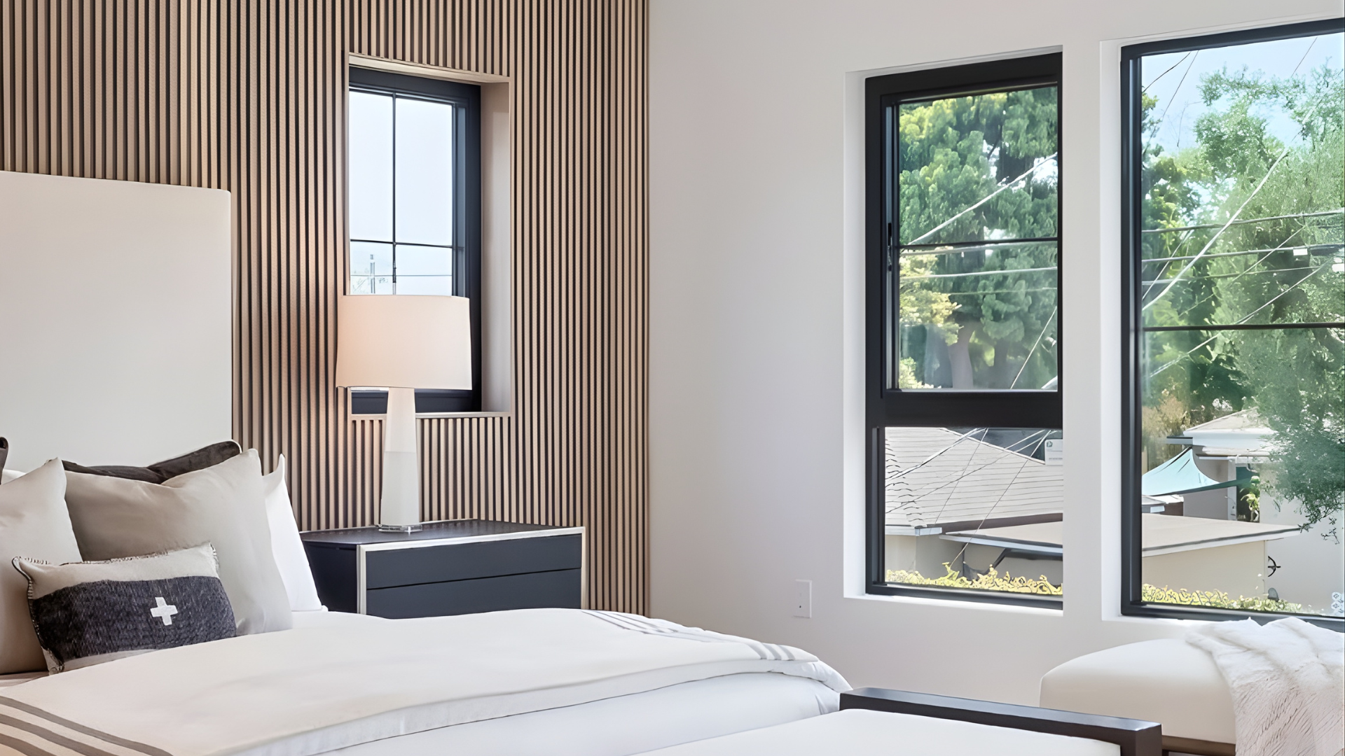 VLX 500 Single & Double Hung Window in Oakland Park, FL | TruePane Windows & Doors - detail 4